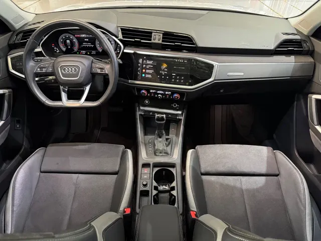 Audi Q3 — Фото автомобиля 6