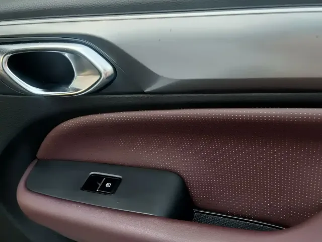 GAC Trumpchi M6 — Фото автомобиля 7