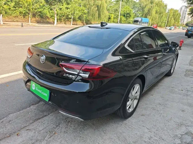 Buick Regal — Фото автомобиля 6