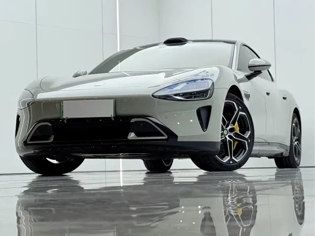 Xiaomi SU7 — Фото автомобиля 2
