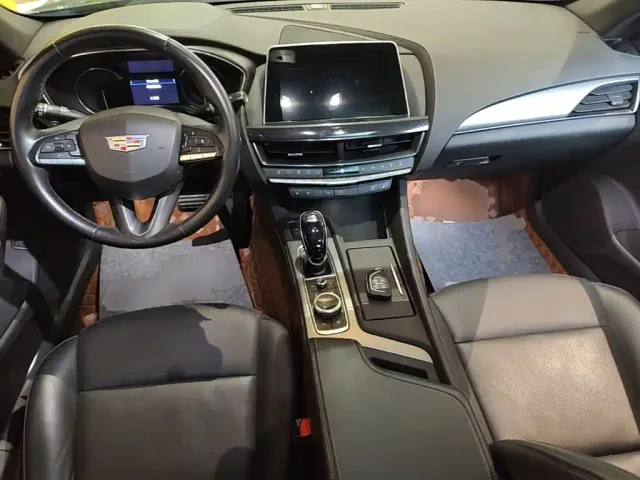 Cadillac CT5 — Фото автомобиля 9