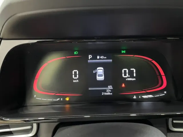 Hyundai Elantra — Фото автомобиля 4