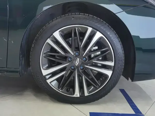 Chery Arrizo 8 — Фото автомобиля 6