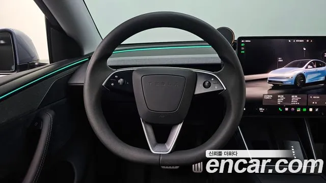 Tesla Model Y — Фото автомобиля 13