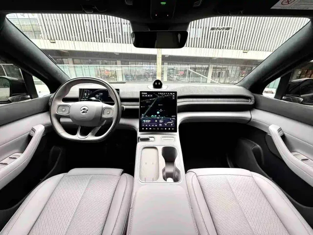 Nio EC6 — Фото автомобиля 5