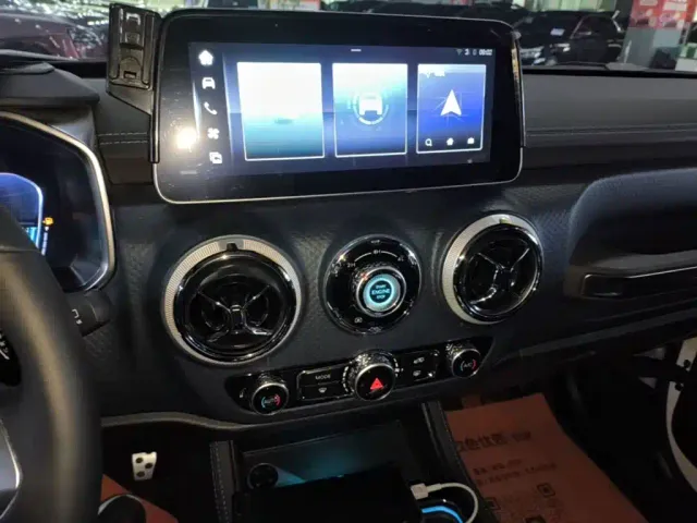 BAIC BJ40 — Фото автомобиля 12