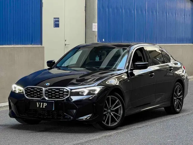 Фотография автомобиля — BMW 3 Series