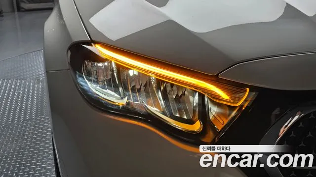 Mercedes-Benz E-Class — Фото автомобиля 22