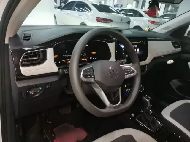 Volkswagen Tharu — Фото автомобиля 9