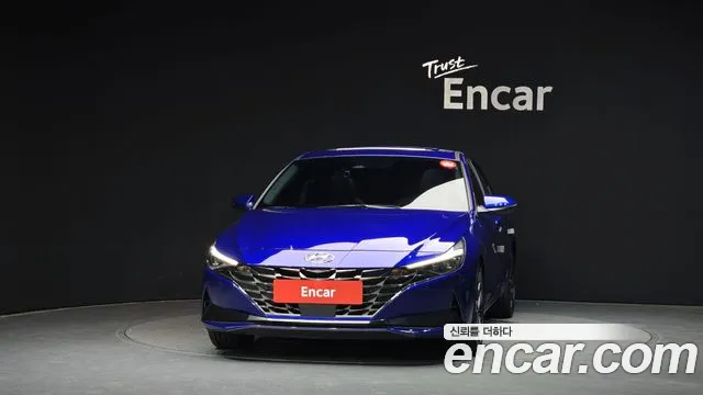 Hyundai AVANTE Avante (CN7) — Фото автомобиля 3