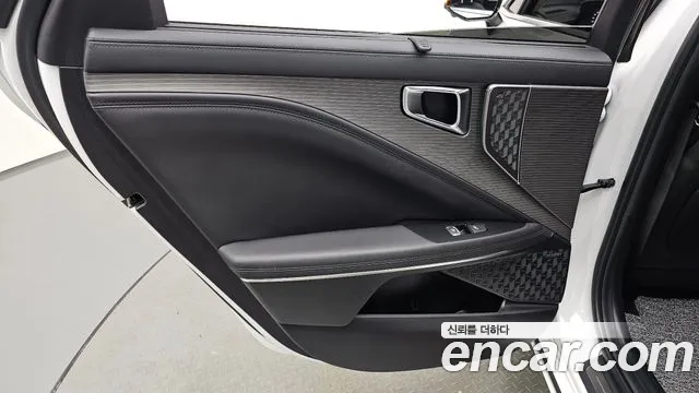 Kia K8 Signature — Фото автомобиля 24