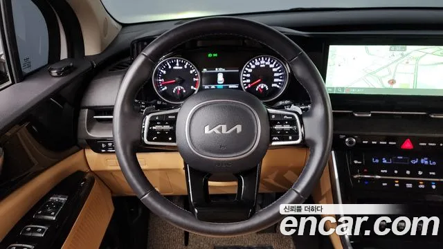 Kia Carnival Generation 4 — Фото автомобиля 18