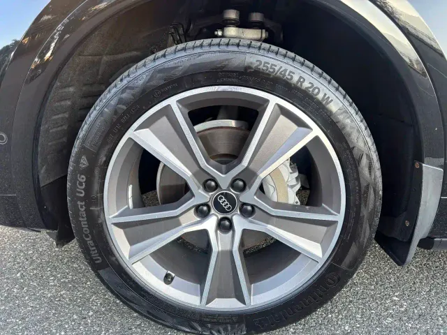 Audi Q5L — Фото автомобиля 14