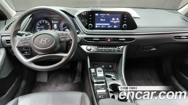 Hyundai Sonata Sonata (DN8) 2.0 LPG(Для проката) — Фото автомобиля 7