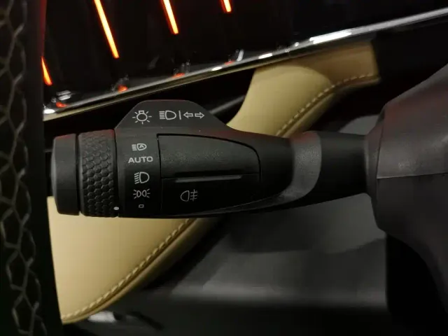 Geely Boyue L — Фото автомобиля 21