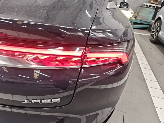 Buick Zenith Sedan 2025 Model Base Version — Фото автомобиля 7
