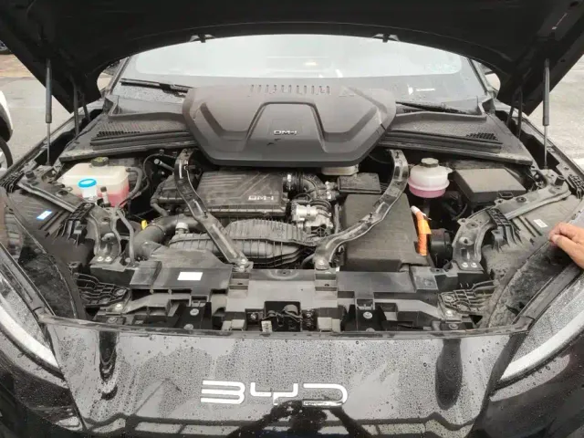 BYD Song PLUS — Фото автомобиля 10