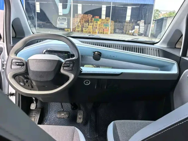 Wuling NanoEV — Фото автомобиля 8