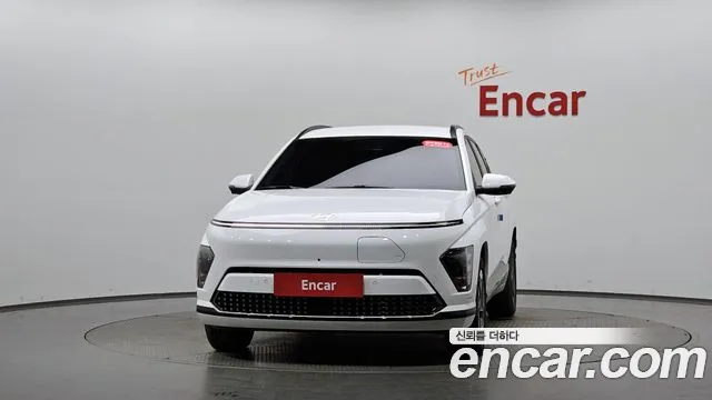 Hyundai Kona SX2 — Фото автомобиля 3