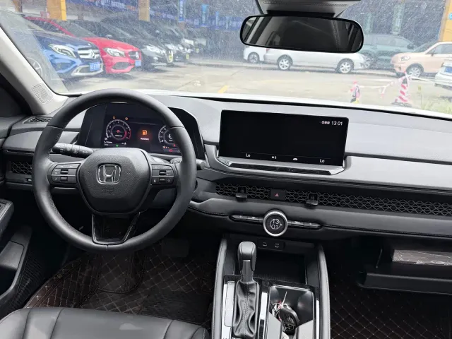 Honda Accord — Фото автомобиля 6