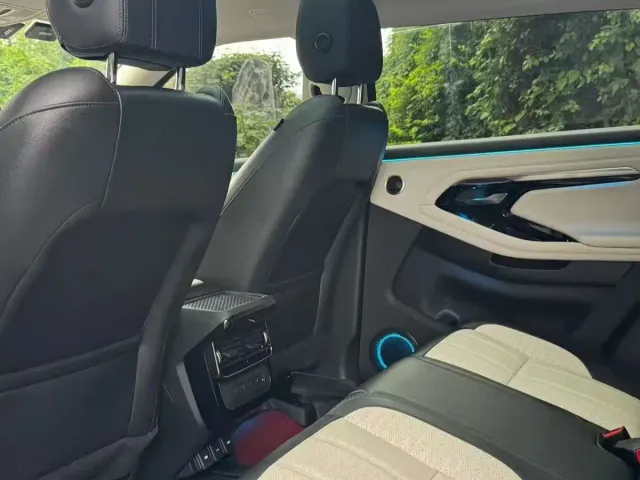 Land Rover Range Rover Evoque — Фото автомобиля 5