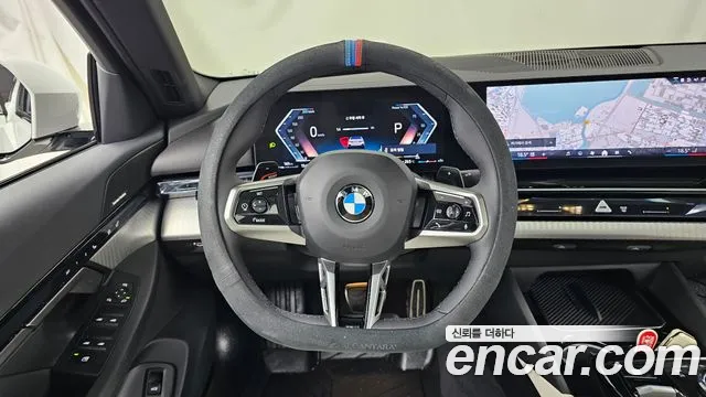 BMW 5-Series — Фото автомобиля 13