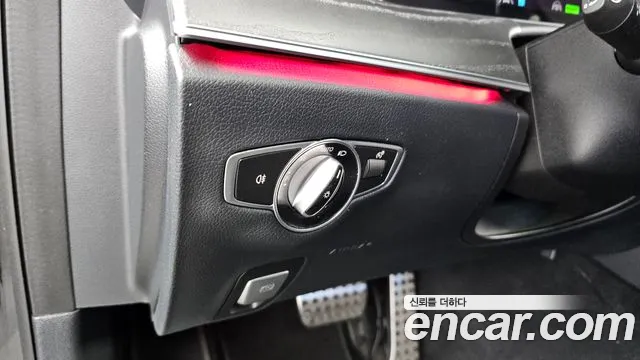 Mercedes-Benz E-Class W213 — Фото автомобиля 28