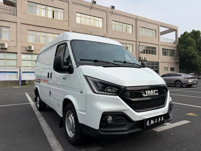 JMC Tesun — Фото автомобиля 3