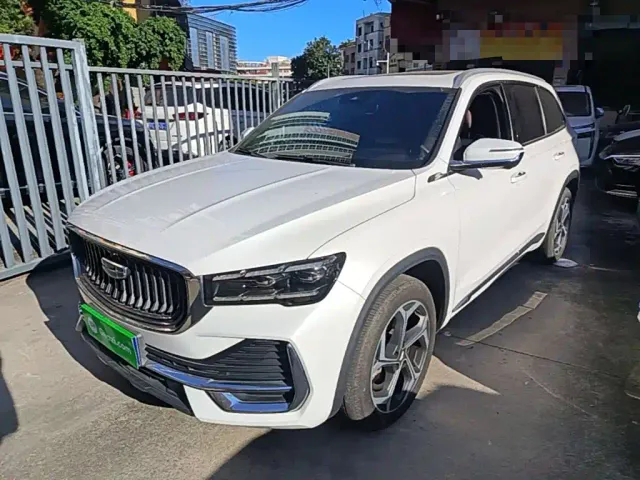 Фотография автомобиля — Geely Xingyue L