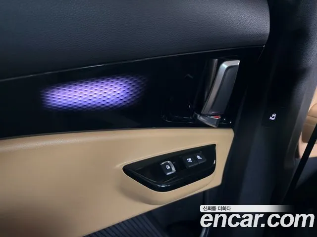 Kia Canival Carnival 4 поколение Бензин 7 мест Signature — Фото автомобиля 16
