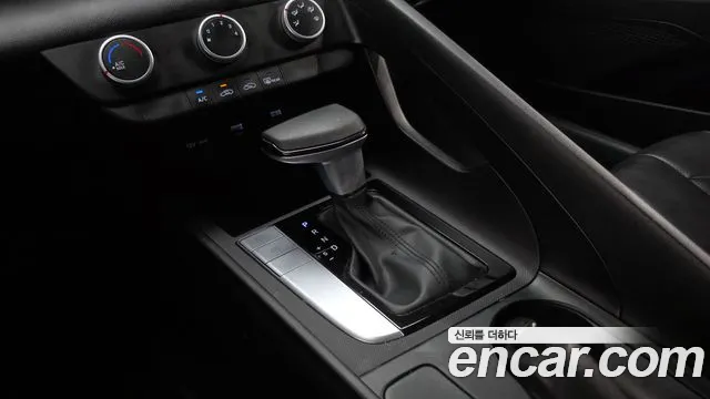Hyundai Avante CN7 — Фото автомобиля 9
