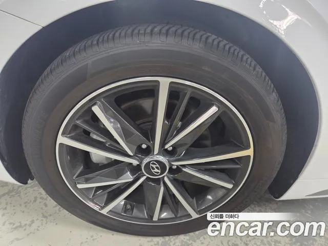 Hyundai Grandeur Grandeur (New) — Фото автомобиля 5