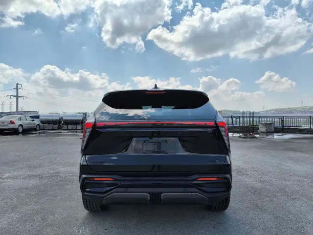 Geely Boyue L — Фото автомобиля 4