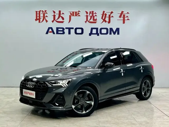 Фотография автомобиля — Audi Q3