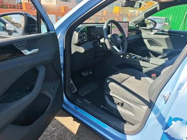 Volkswagen Tiguan L — Фото автомобиля 20
