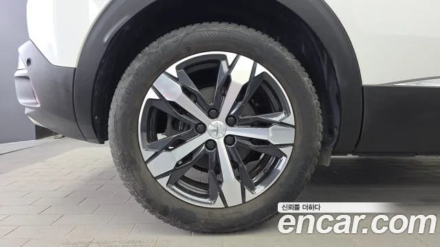 Peugeot 3008 — Фото автомобиля 5