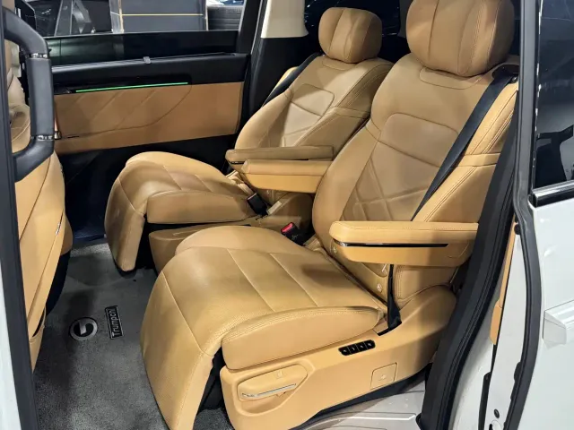 GAC Trumpchi E8 — Фото автомобиля 5