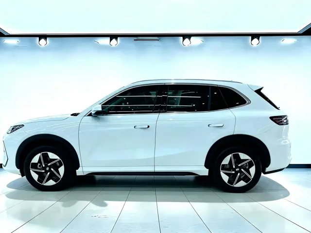 Geely Galaxy E5 — Фото автомобиля 4