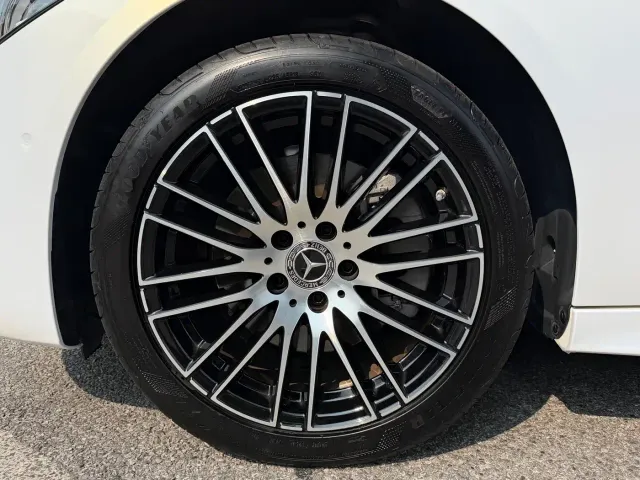 Mercedes-Benz C-Class — Фото автомобиля 13