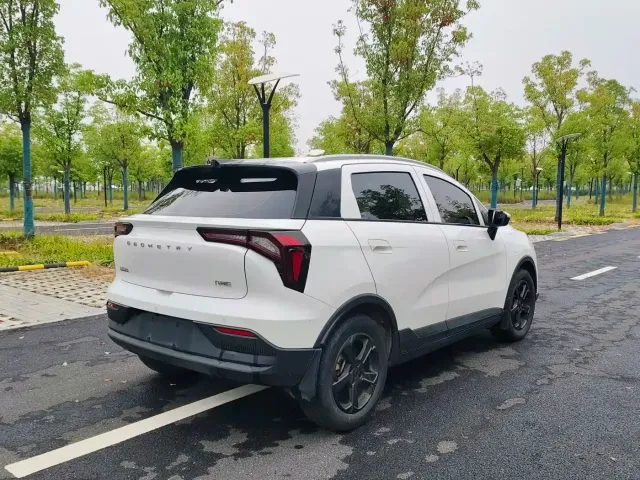 Geely Geometry E Firefly — Фото автомобиля 5
