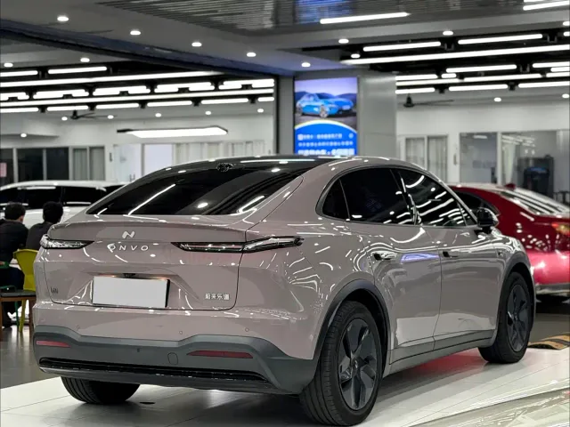 Onvo L60 — Фото автомобиля 6