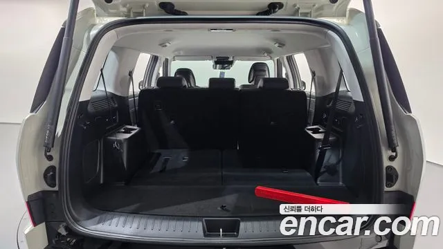 Hyundai Santa Fe — Фото автомобиля 24