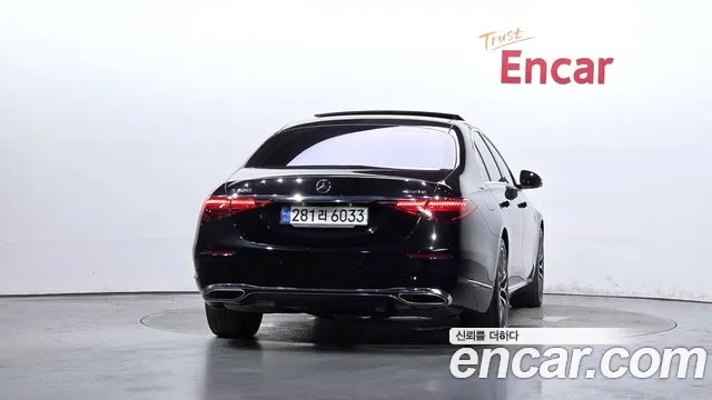 Mercedes-Benz S-Class — Фото автомобиля 3