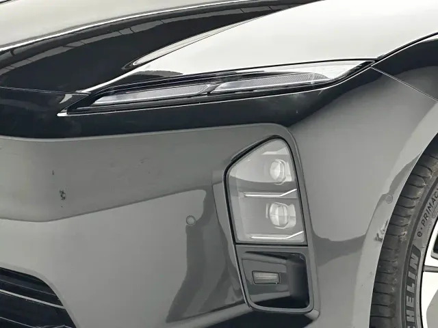 Nio ET5 Touring — Фото автомобиля 15