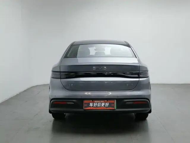 BYD Seal 05 DM-i — Фото автомобиля 4