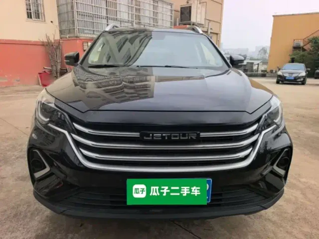 Jetour Jetour X70M 2022 1.5T Manual Avant-garde Partner 5-seater — Фото автомобиля 2