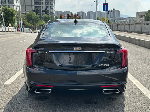 Cadillac CT5 — Фото автомобиля 9