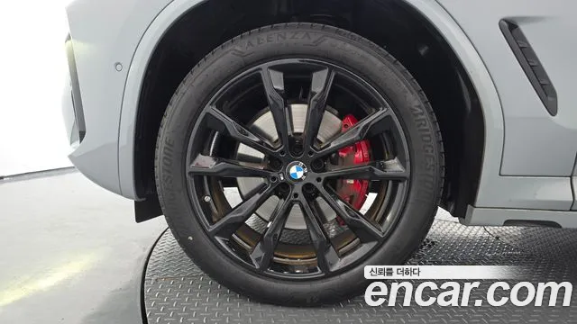 BMW X4 xDrive20i M Sport Pro Special Edition — Фото автомобиля 4