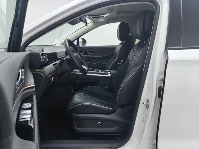 Chery Tiggo 9 — Фото автомобиля 10