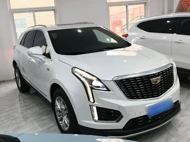 Cadillac XT5 — Фото автомобиля 3